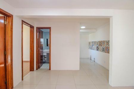 Sala de apartamento para alugar com 2 quartos, 42m² em Parque Santa Fé, Porto Alegre