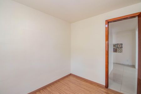 Quarto 2 de apartamento para alugar com 2 quartos, 42m² em Parque Santa Fé, Porto Alegre