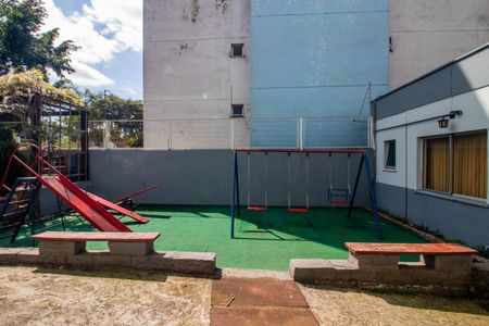 Apartamento para alugar com 42m², 2 quartos e 1 vaga Apartamento para alugar com 42m², 2 quartos e 1 vagaÁrea comum - Playground