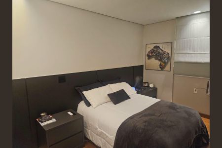 Apartamento à venda com 274m², 4 quartos e 5 vagas Apartamento à venda com 274m², 4 quartos e 5 vagasQuarto 1