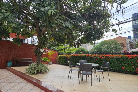 Apartamento para alugar com 230m², 4 quartos e 2 vagasÁrea comum - Playground