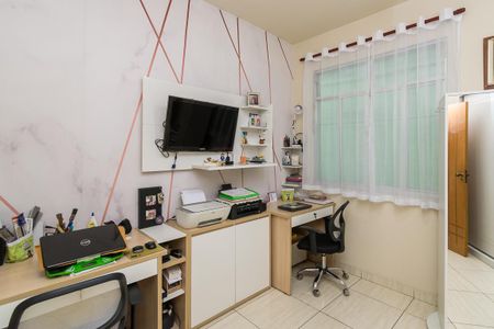 Casa à venda com 190m², 2 quartos e 4 vagas Casa à venda com 190m², 2 quartos e 4 vagasQuarto 2