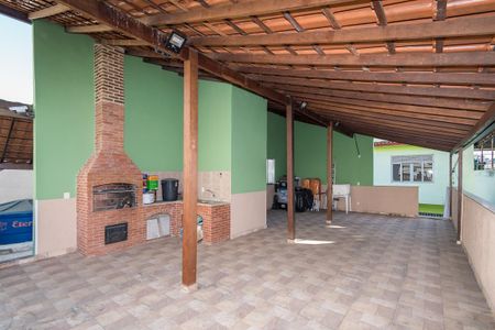 Casa à venda com 190m², 2 quartos e 4 vagas Casa à venda com 190m², 2 quartos e 4 vagasTerraço