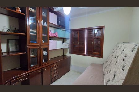 Casa à venda com 249m², 4 quartos e 4 vagasQuarto 1