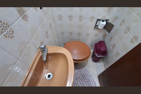 Casa à venda com 249m², 4 quartos e 4 vagasLavabo 2