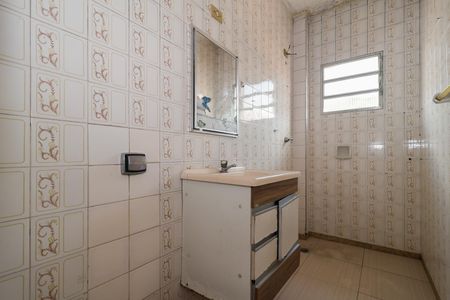 Casa para alugar com 45m², 1 quarto e sem vaga Casa para alugar com 45m², 1 quarto e sem vagaBanheiro Social