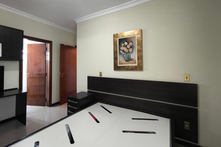 Apartamento à venda com 110m², 3 quartos e 2 vagas Apartamento à venda com 110m², 3 quartos e 2 vagasSuíte