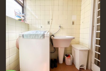 Apartamento à venda com 77m², 2 quartos e 1 vaga Apartamento à venda com 77m², 2 quartos e 1 vagaÁrea de Serviço