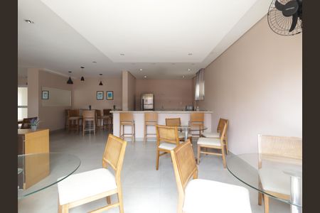 Apartamento à venda com 64m², 2 quartos e 2 vagasÁrea comum - Salão de festas