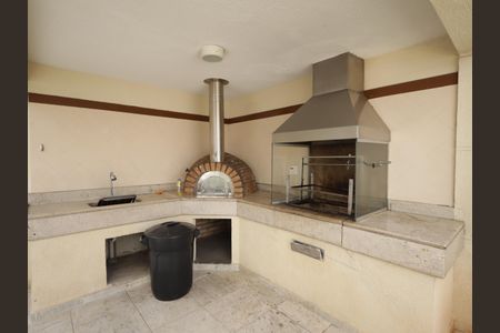 Apartamento à venda com 64m², 2 quartos e 2 vagasÁrea comum - Churrasqueira