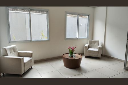 Apartamento à venda com 38m², 2 quartos e sem vaga Apartamento à venda com 38m², 2 quartos e sem vagaHall de entrada