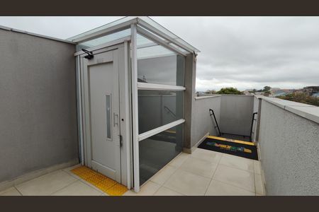 Apartamento à venda com 38m², 2 quartos e sem vaga Apartamento à venda com 38m², 2 quartos e sem vagaÁrea comum