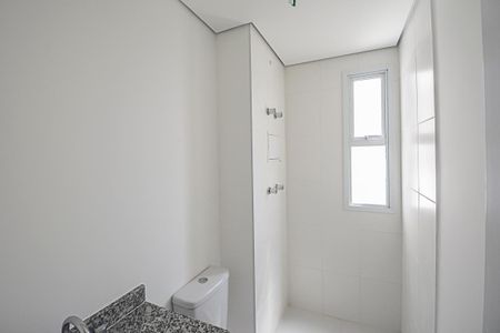 Apartamento à venda com 59m², 3 quartos e 1 vaga Apartamento à venda com 59m², 3 quartos e 1 vagaBanheiro da Suíte