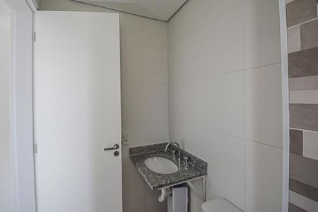 Apartamento à venda com 71m², 3 quartos e 2 vagasBanheiro da Suíte