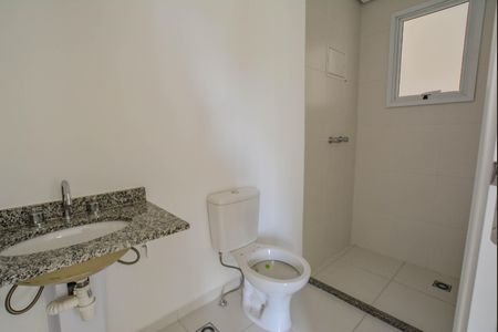 Banheiro de apartamento à venda com 1 quarto, 38m² em Santa Terezinha, Santo André