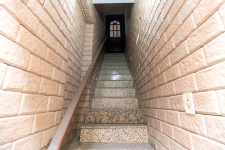 Casa à venda com 96m², 4 quartos e sem vagaÁrea externa