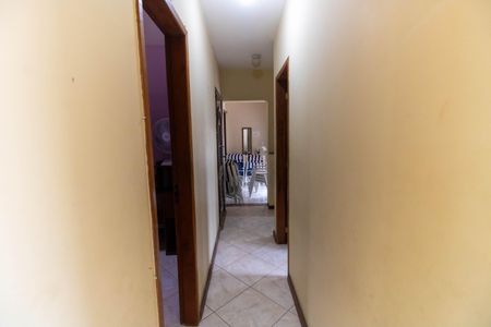 Casa à venda com 96m², 4 quartos e sem vagaCorredor