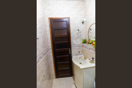 Casa à venda com 96m², 4 quartos e sem vagaBanheiro Social