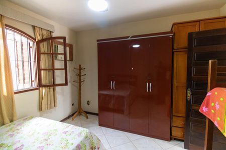 Quarto 1 de casa à venda com 4 quartos, 96m² em São Domingos, Niterói