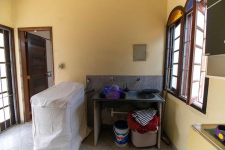 Casa à venda com 96m², 4 quartos e sem vagaÁrea de Serviço