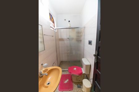 Casa à venda com 96m², 4 quartos e sem vagaBanheiro de serviço