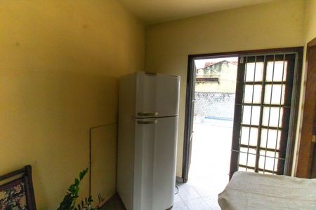 Casa à venda com 96m², 4 quartos e sem vagaÁrea de Serviço