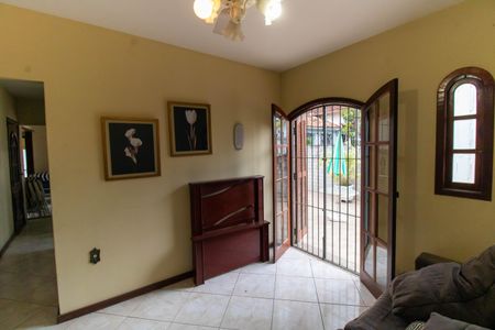 Casa à venda com 96m², 4 quartos e sem vagaSala