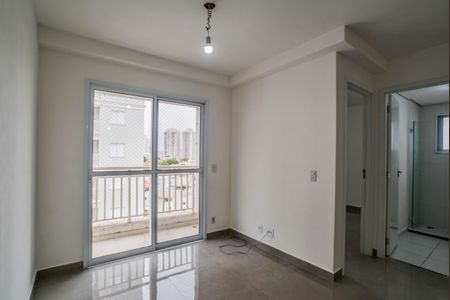 Sala de apartamento à venda com 2 quartos, 50m² em Santa Terezinha, Santo André