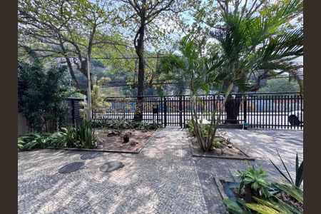 Apartamento à venda com 177m², 3 quartos e 4 vagas Apartamento à venda com 177m², 3 quartos e 4 vagasÁrea comum