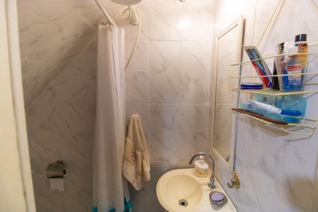 Casa para alugar com 270m², 6 quartos e 4 vagasBanheiro da Suíte 1