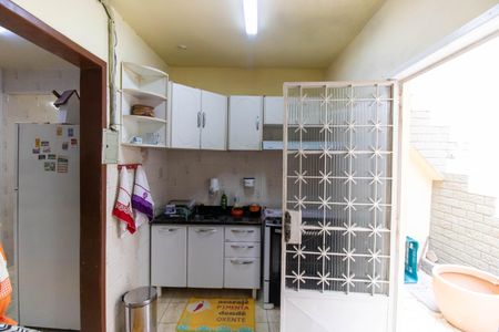 Casa para alugar com 270m², 6 quartos e 4 vagasÁrea de Serviço