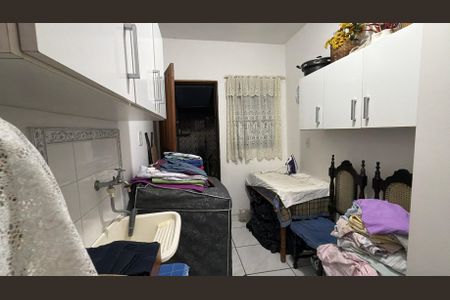 Casa à venda com 232m², 4 quartos e 2 vagas