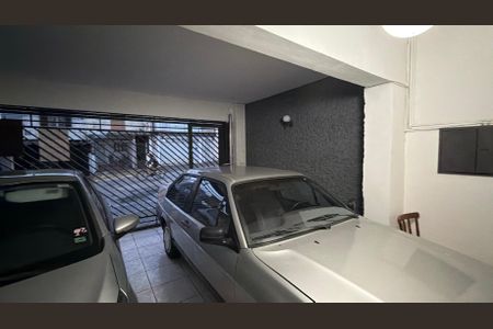 Casa à venda com 232m², 4 quartos e 2 vagas