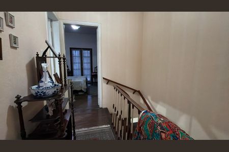 Casa à venda com 232m², 4 quartos e 2 vagas