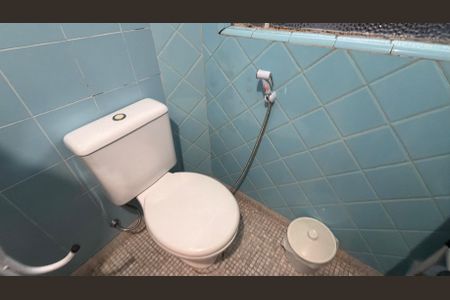 Casa à venda com 232m², 4 quartos e 2 vagas