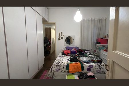 Casa à venda com 232m², 4 quartos e 2 vagas