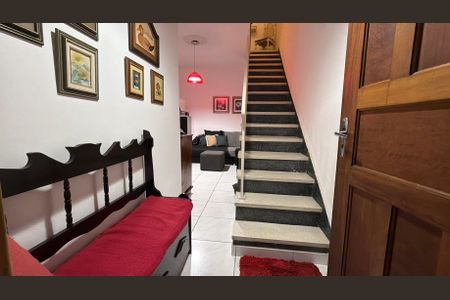 Casa à venda com 232m², 4 quartos e 2 vagas