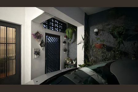 Casa à venda com 232m², 4 quartos e 2 vagas