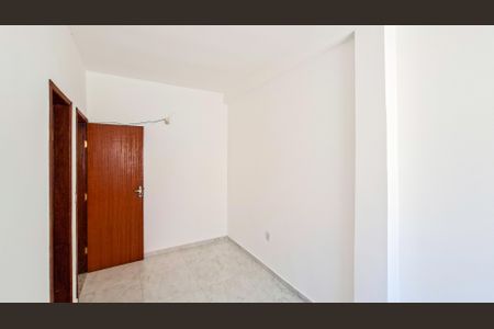 Quarto de casa à venda com 3 quartos, 186m² em Aparecida, Belo Horizonte