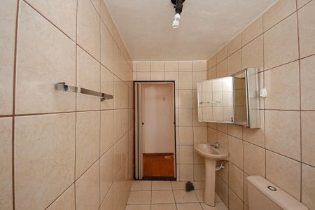 Banheiro de casa para alugar com 1 quarto, 50m² em Vila Califórnia, São Paulo