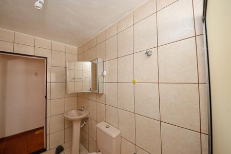 Banheiro de casa para alugar com 1 quarto, 50m² em Vila Califórnia, São Paulo