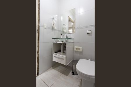 Casa à venda com 180m², 2 quartos e sem vaga Casa à venda com 180m², 2 quartos e sem vagaLavabo