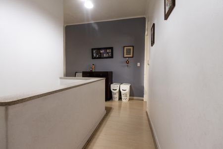 Casa à venda com 180m², 2 quartos e sem vaga Casa à venda com 180m², 2 quartos e sem vagaCorredor