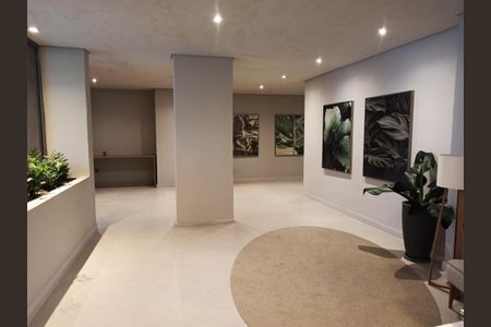 Apartamento à venda com 67m², 2 quartos e 1 vagaHall de entrada