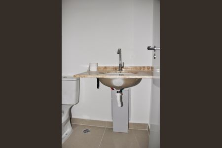 Apartamento à venda com 67m², 2 quartos e 1 vaga Banheiro Social