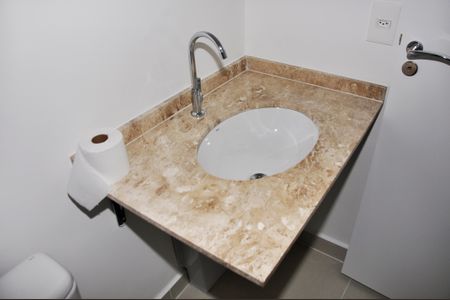 Apartamento à venda com 67m², 2 quartos e 1 vaga Banheiro Social