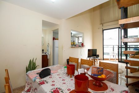 Apartamento à venda com 70m², 1 quarto e 1 vaga Apartamento à venda com 70m², 1 quarto e 1 vagaSala