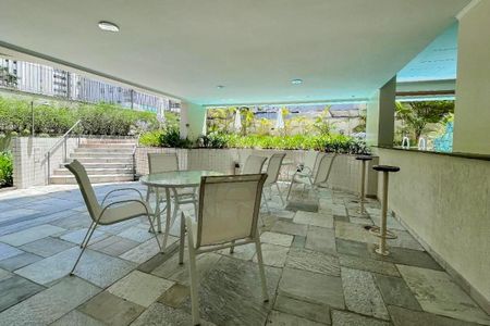 Apartamento à venda com 70m², 1 quarto e 1 vaga Apartamento à venda com 70m², 1 quarto e 1 vagaÁrea Comum - Piscina