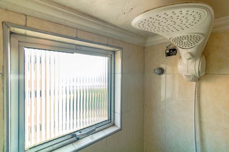 Apartamento à venda com 52m², 2 quartos e 1 vaga Apartamento à venda com 52m², 2 quartos e 1 vagaBanheiro