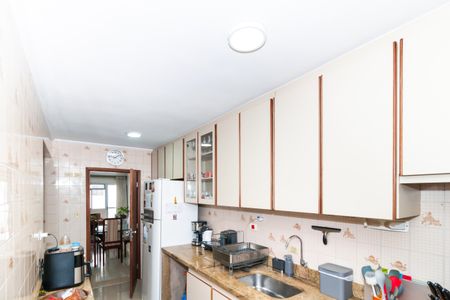 Apartamento à venda com 124m², 3 quartos e 2 vagasCozinha